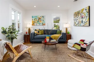 1765 Fern Ln, Glendale, CA 91208