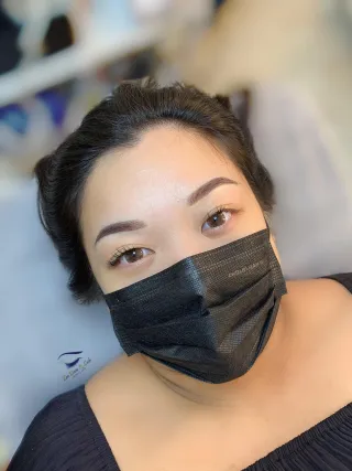 Eye Lash Extension Maintenance 