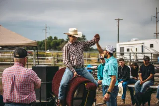 Controlling Your Free Arm In Bull Riding