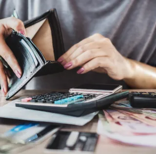 5 Scenarios When Debt Consolidation is a Smart Move