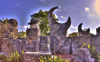 🏝️Discover Coral Castle Museum: Your South Florida Road Trip Guide


