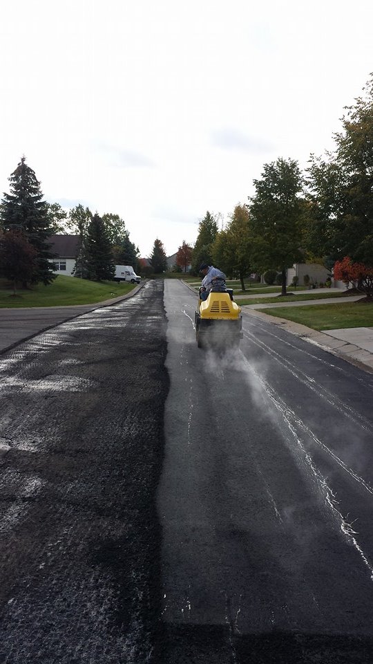 How Proper Drainage Extends the Life of Asphalt