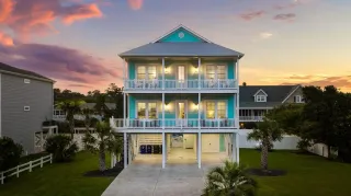 Host Success: Managing a Short-Term Vacation Rental Property - Perspectives from Guests and Hosts