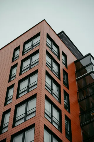 Risk Management in Real Estate Syndications: Strategies for High Net Worth Investors