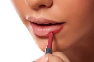 Master The Lip Liner