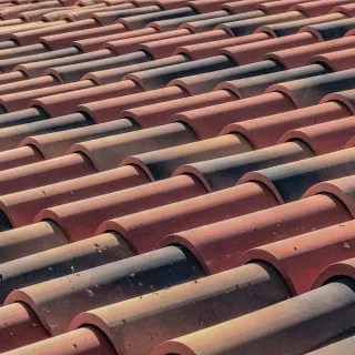 Comment JV Habitat protège les toitures des entreprises et des particuliers à Talence