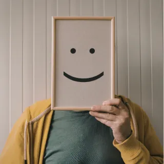 Holiday Smiles, Hidden Pain