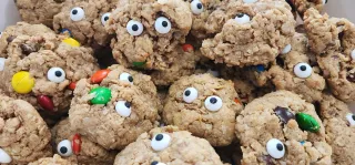 Monster Cookies