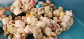 Lucky Charm No-Bakes