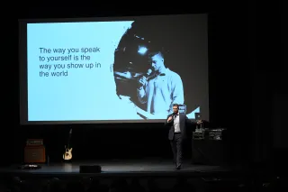Mark Crandall | Speaker & Marketing Expert for Artists & Creators
