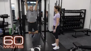 Vivre plus longtemps selon le Dr Peter Attia : 4 piliers simples pour une santé durable