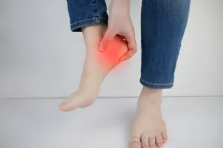 The Connection Between Heel Pain and Other Conditions: Rheumatoid Arthritis, Diabetes, and Obesity