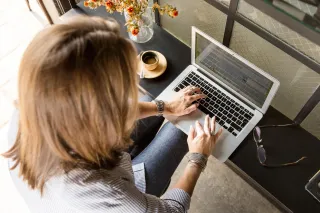 How to do Social Media: A Small Business Owner’s Guide 