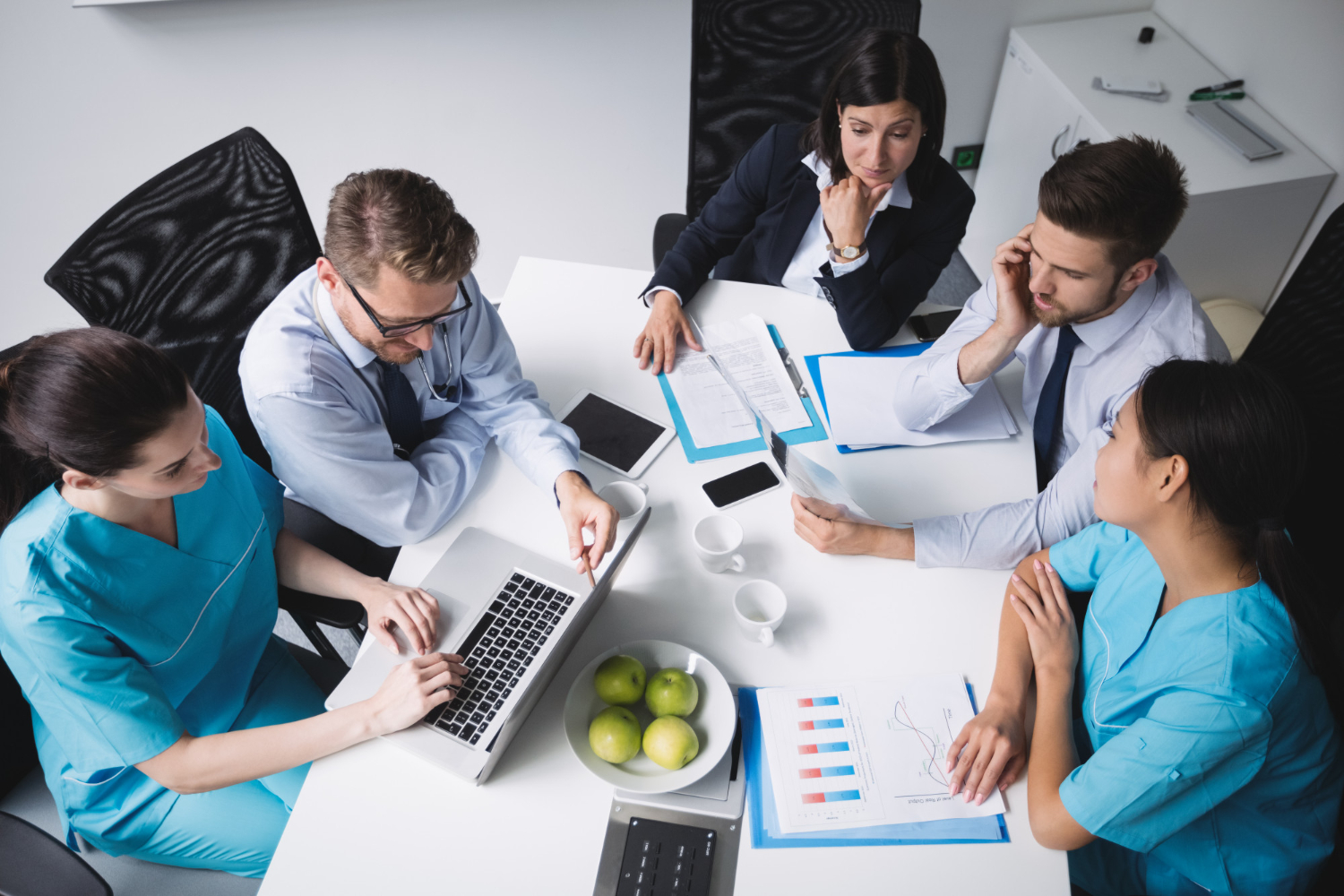 Delegation and Supervision in Nursing: Standards, Liability, and Oversight