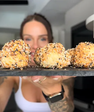 3 Ingredient Bagel Bites


