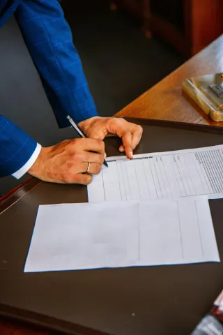 Navigating Accounting Standards and Reporting Requirements for Government Contracts
