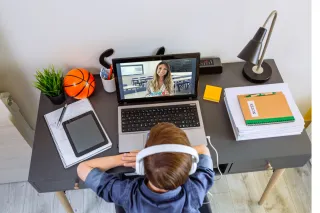 55 Top Online Homeschool Programs for Middle School (2024)