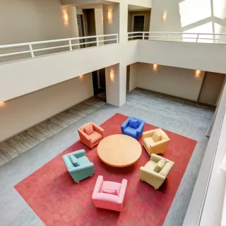 Entretenir les parties communes des immeubles : le savoir-faire ATP CLEAN à Cesson, Le Mée-sur-Seine et Combs-la-Ville
