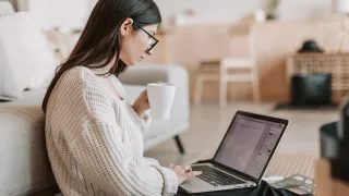 Top 5 Content Ideas for Doctors Looking to Grow on Social Media in Houston