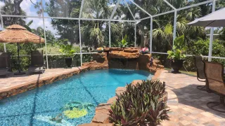 10-Signs-You-Need-a-New-Pool-Cleaning-Service-Near-You
