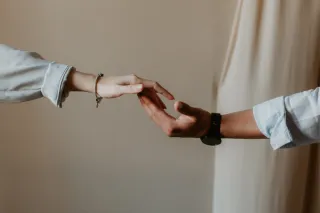 ¿Por qué peleamos si nos amamos? Claves para entender los conflictos de pareja