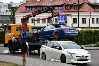 What To Expect from Professional Tow Truck Services