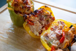 Pizza Stuffed Capsicum
