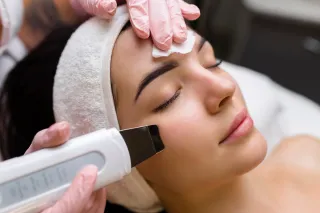 Say Goodbye to Breakouts: The Benefits of Professional Acne Facials
