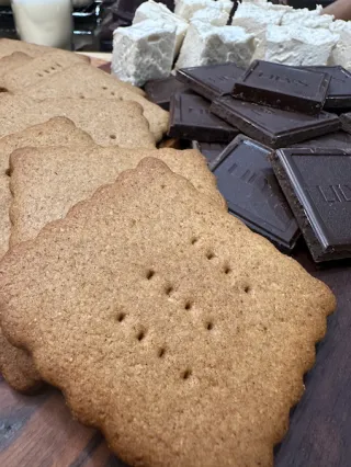 Sourdough Graham Crackers