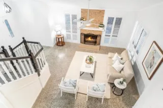 How to Keep Your Home Open-Home Ready While Hosting Guests This Christmas