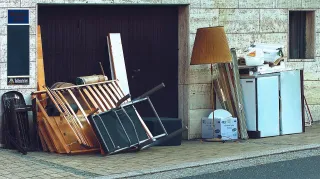 St. Louis Junk Removal: How We Handle Large and Bulky Items with Care
