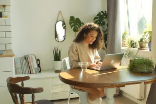 10 Powerful Tips to Help You Stick to Your Routine

