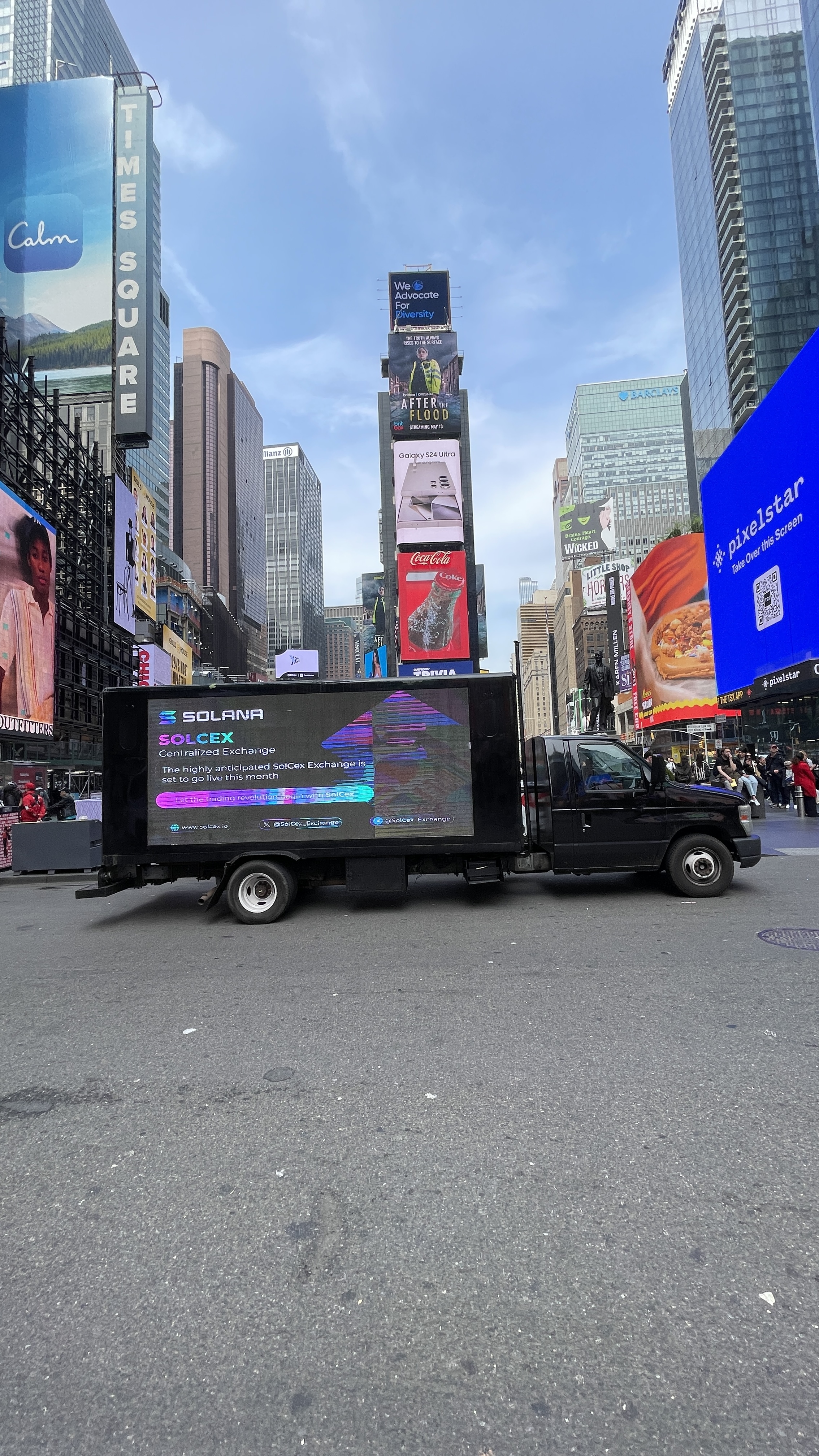 Why Booking a Digital Billboard Truck in Times Square is Perfect for Promoting Your Business