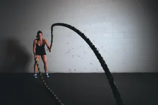 Strength Training vs. Cardio: Navigating the Path to Your Wellness Goals