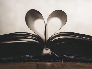 Journal Prompts for Finding Yourself