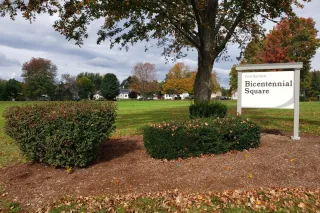 🌳 Bicentennial Square: East Hartford’s Hidden Gem for Relaxation and Recreation
