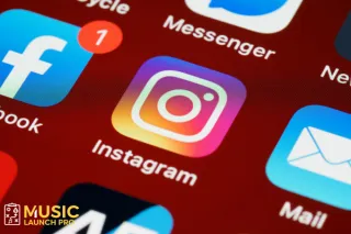 Strategies for Social Media Stardom: Insider Tips for Music Artists to Shine Online