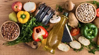 Experts Rank Mediterranean Diet as the Best