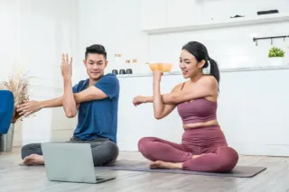 The Benefits of Hybrid Fitness Programs (Online and In-Person)