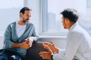 Stop Selling Like a Chiropractor: Start Closing Like a Leader