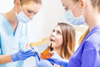 What Is a Dental Assistant Certification Training Program?