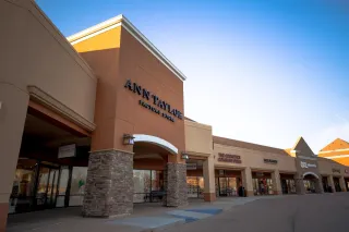 🛍️Bag the Best Deals at Birch Run Premium Outlets: Michigan’s Shopping Paradise! 