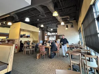 🍺 Tenacity Brewing – Flint’s Go-To Spot for Brews, Bites, and Big Vibes

🏭 A Brewery with Personality