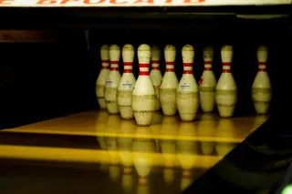 🎳 Strike Up Some Fun at B’s Bowling Center in Burton, Michigan!