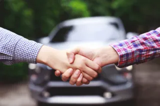 How to Buy a Car from a Private Seller Without Getting Burned


