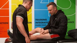 The 5 Biggest Mistakes Athletes Make During ACL Rehab (And How to Avoid Them)
