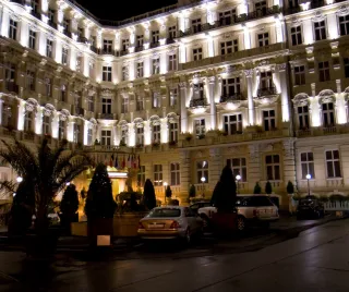 Why 5-Star Hotel Stays Are A Must