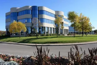 5 Ways to Find the Best Lawn Company for Commercial Properties