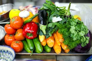 Protecting Your Family from Foodborne Illness: How Danolyte Fruit + Veggie Wash HOCl Provides Essential Defense