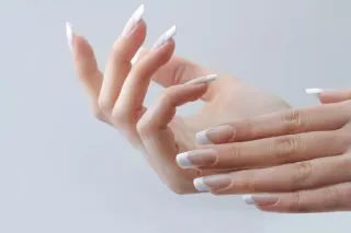 7 Stunning Variations of French Nails to Try